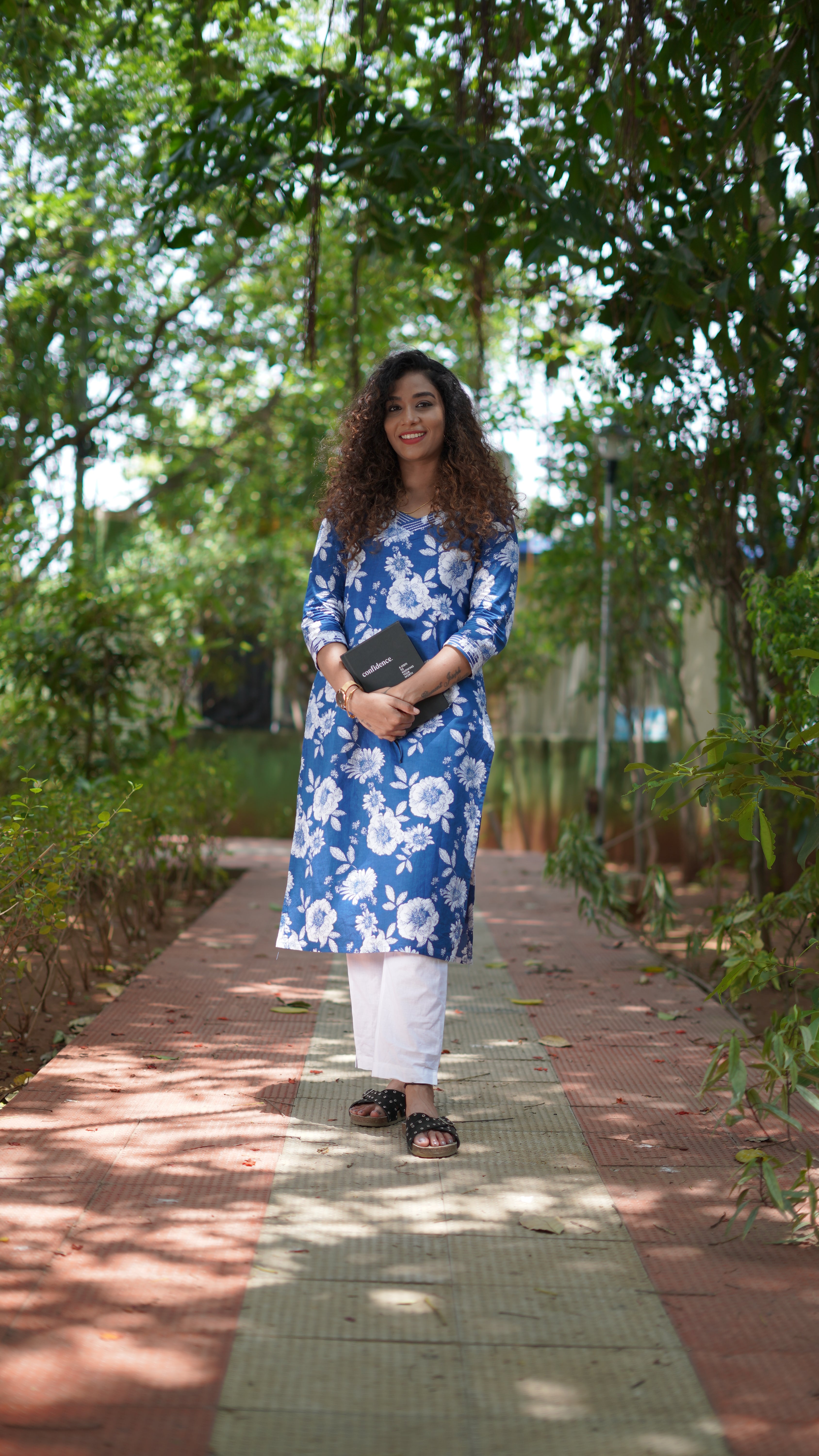 Blue Thread Work Kurti