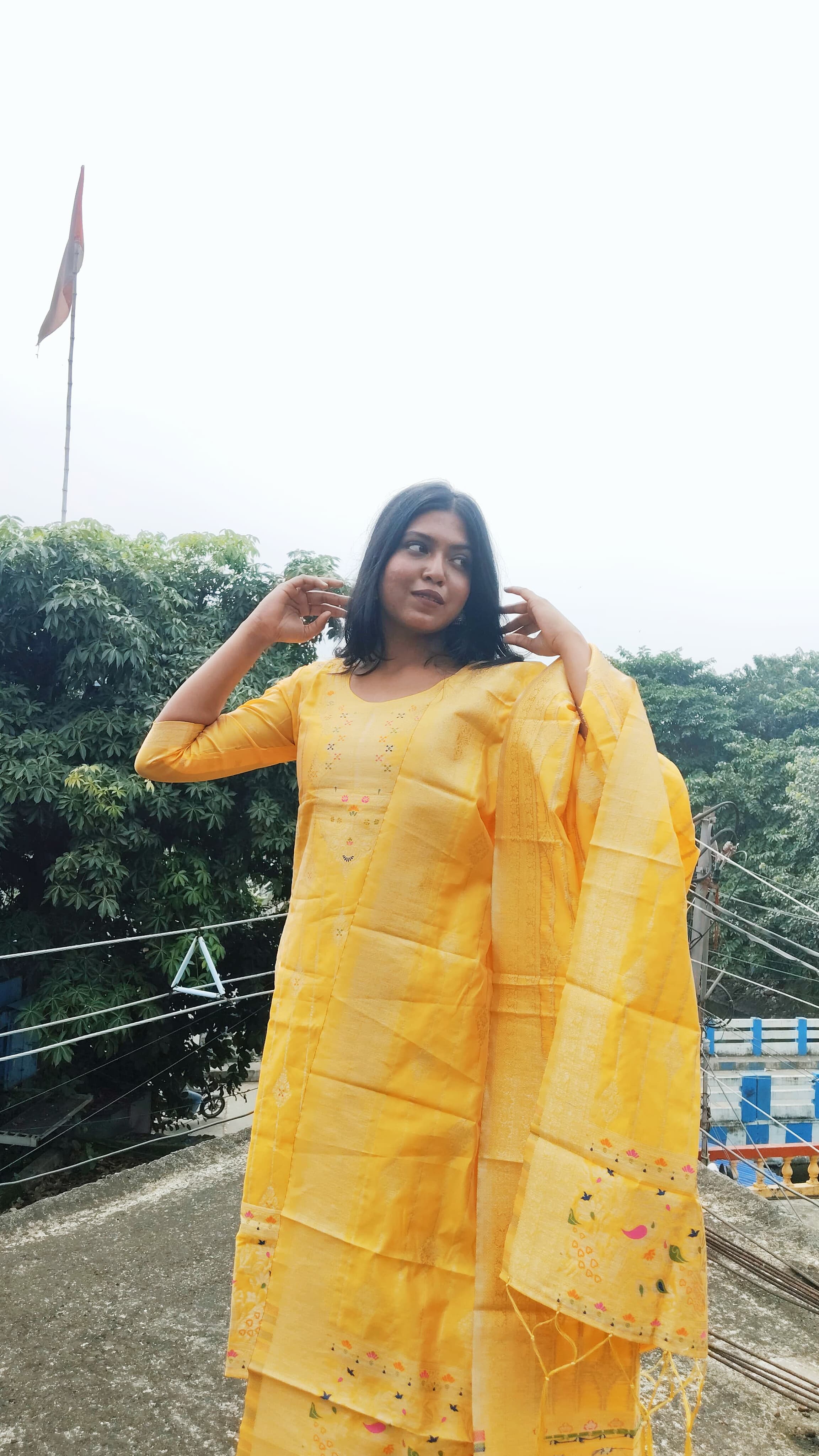 🌸 Vibrant Paithani Banaras Silk Kurta Set with Dupatta 🌸3 pc